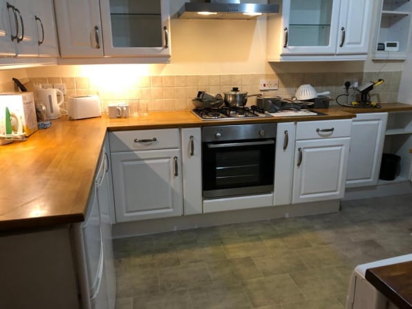 Kitchen with all you need Fennic